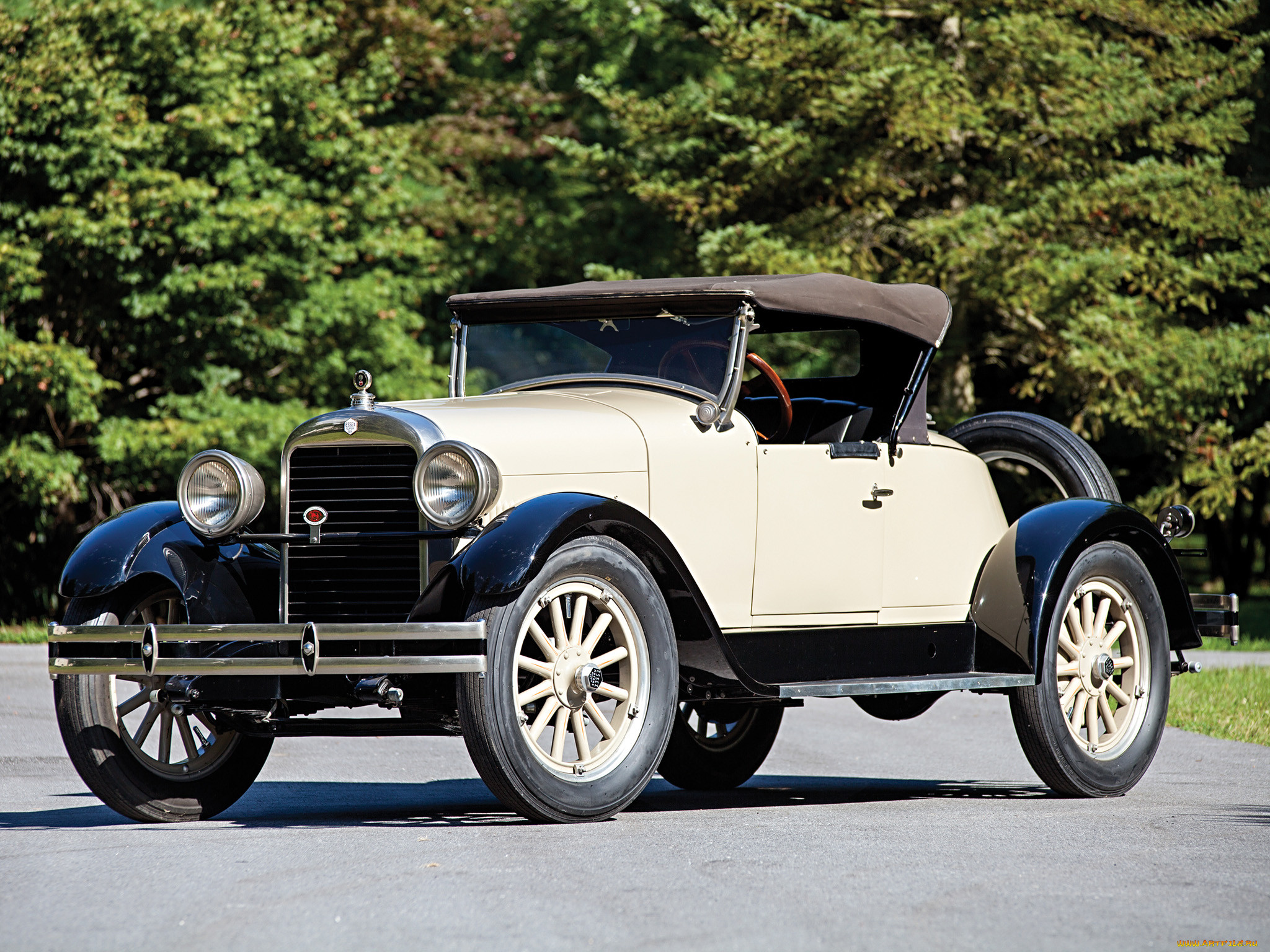 Super six. Эссекс машина 1934. Essex super Six 1927. 1927 Oldsmobile. Эссекс машина 1934 годов.